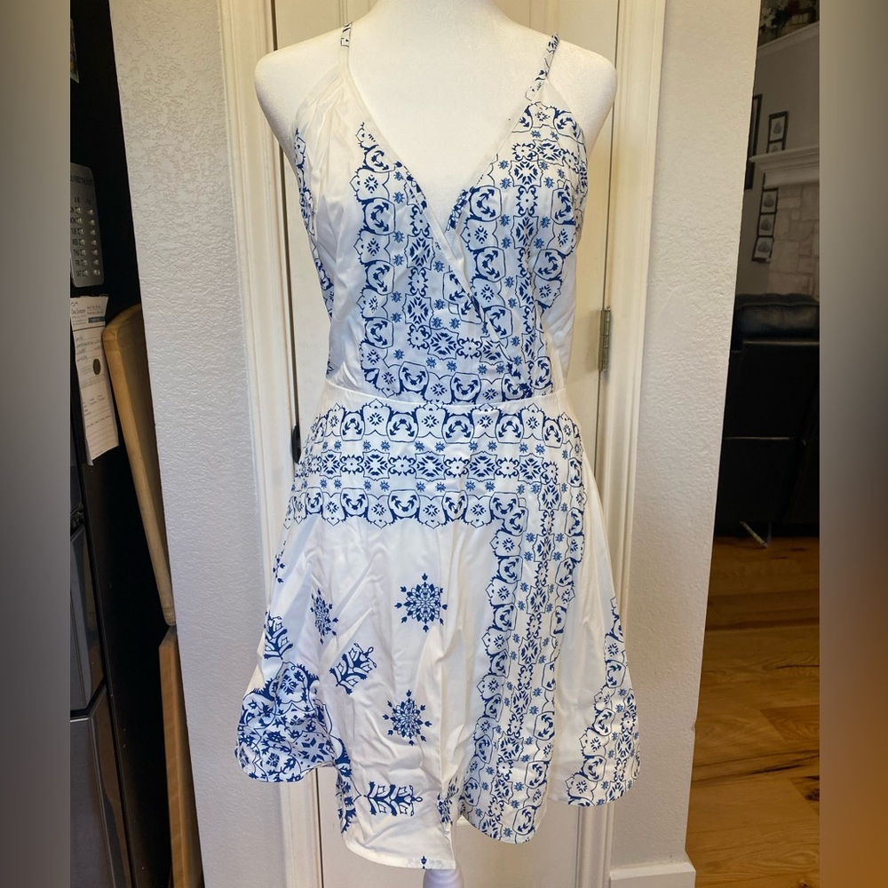 SHEIN White Garment